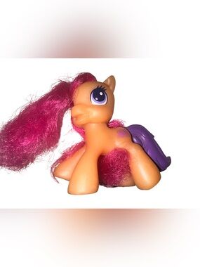 2009 Hasbro Mcdonalds Happy Meal Toy MLP My Little Pony Scoot A Loo
